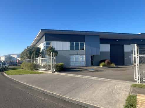 Warehouse-Workshop & Offices