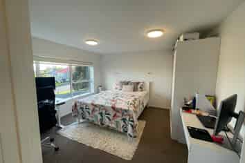 1/6 Brunton Place, Glenfield