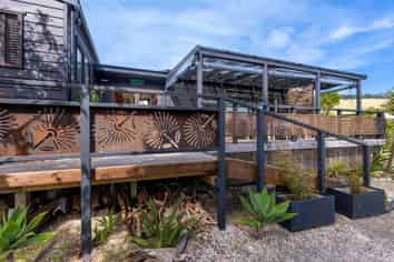 5 Waianga Place, OMAPERE