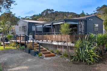 5 Waianga Place, OMAPERE