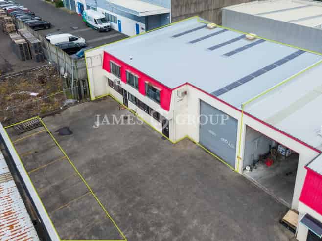 Tidy Industrial Wiri | Container Friendly