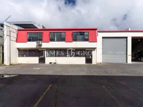 Tidy Industrial Wiri | Container Friendly