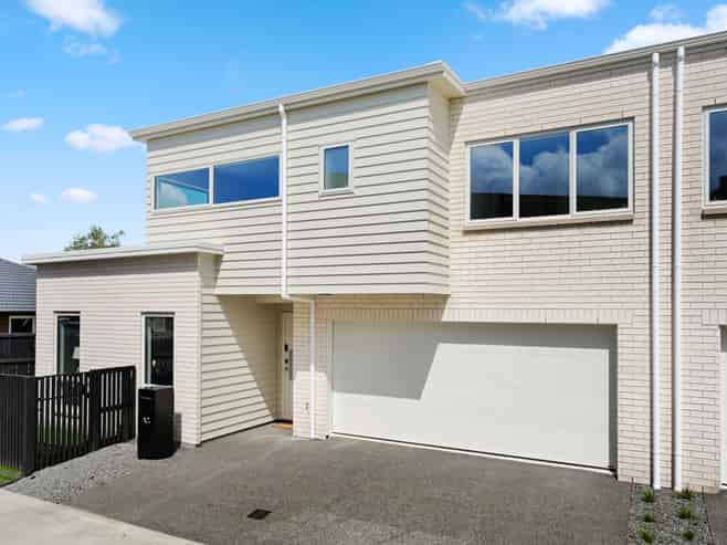 43 Maanihi Drive, Rototuna