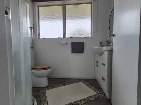 2/9 Whitley Avenue, Ebdentown