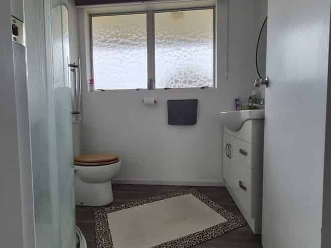 2/9 Whitley Avenue, Ebdentown
