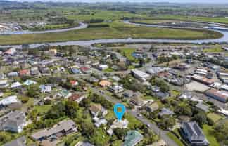 15 Nelson Street, Helensville