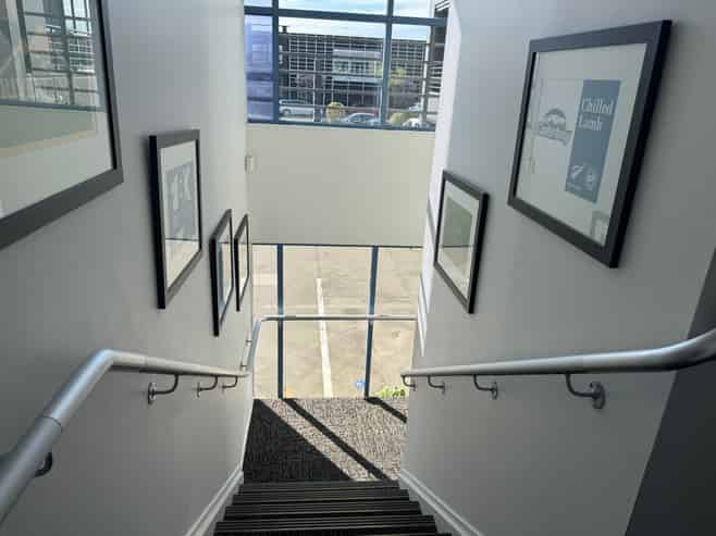 Bright Office Tenancy | Parking - Mandeville St