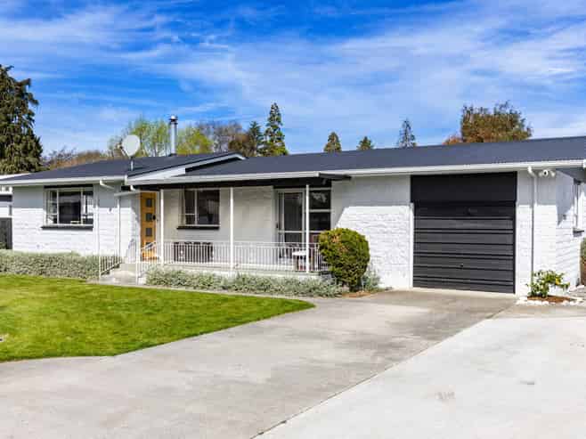 42A McLauchlan Street, Springlands