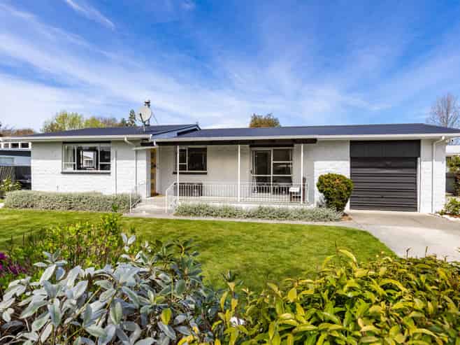 42A McLauchlan Street, Springlands