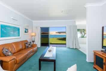 106 Hokianga Harbour Drive, OPONONI