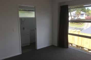 1 Aurora Avenue, Welcome Bay