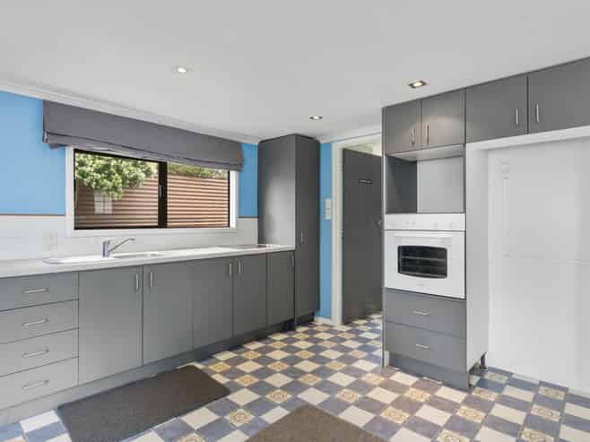 105 Harper Street, Gonville