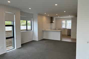 4/504 Don Buck Road, Westgate