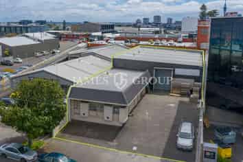 MT EDEN INDUSTRIAL - 13 PARKS INCLUDED