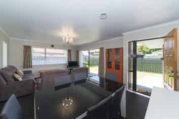 2 Gregory Close, Palmerston North