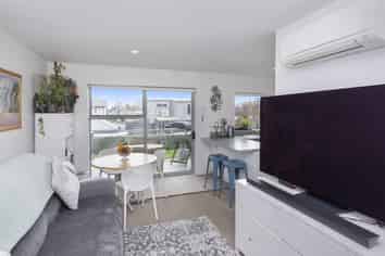 B9/101 Caledonian Road, Saint Albans