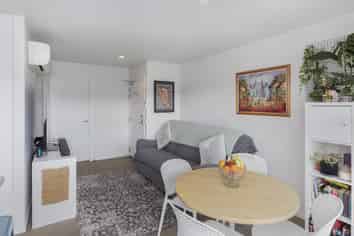 B9/101 Caledonian Road, Saint Albans