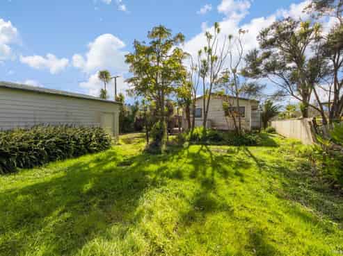 20 Parakai Avenue, Parakai