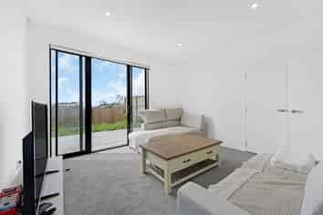 36 Puwha Street, Massey