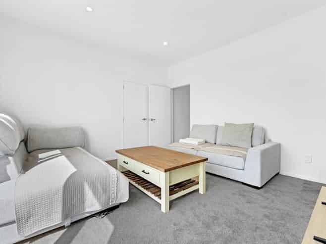36 Puwha Street, Massey
