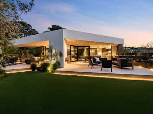 12 Berowald Place, Saint Heliers