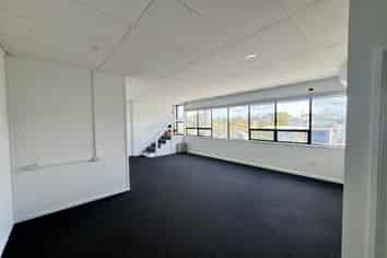 Well Located Level 1 Mount Albert Office | 107m2