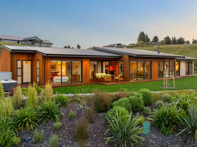 61 Mahana Ridge, Mahana