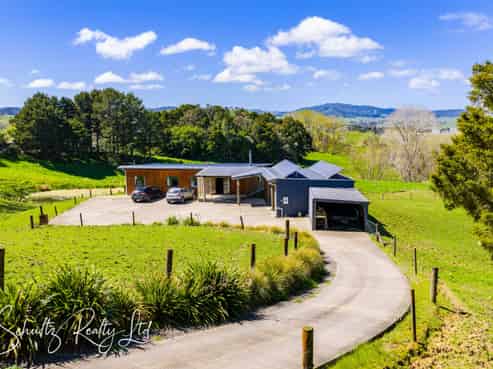 32 Nikau Lane, Maungaturoto