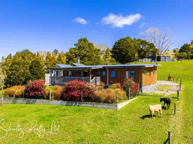 32 Nikau Lane, Maungaturoto