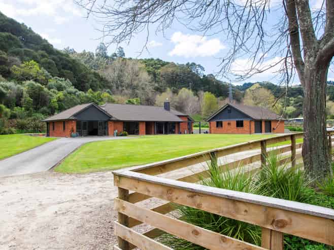 30 Dryden Street, Whataupoko