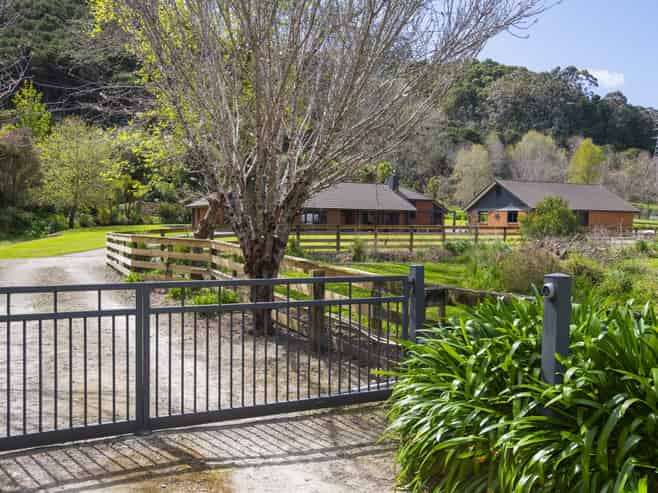 30 Dryden Street, Whataupoko