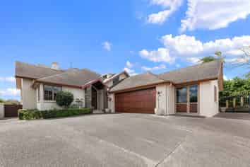 12 La Colina Place, Bethlehem
