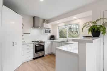 2 Anne Mclean Drive, Bayview