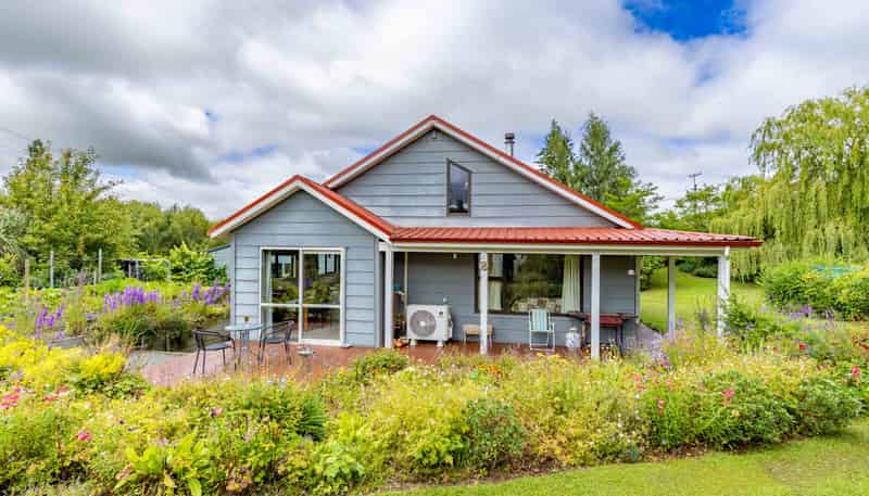 39 Hill Road, Lumsden
