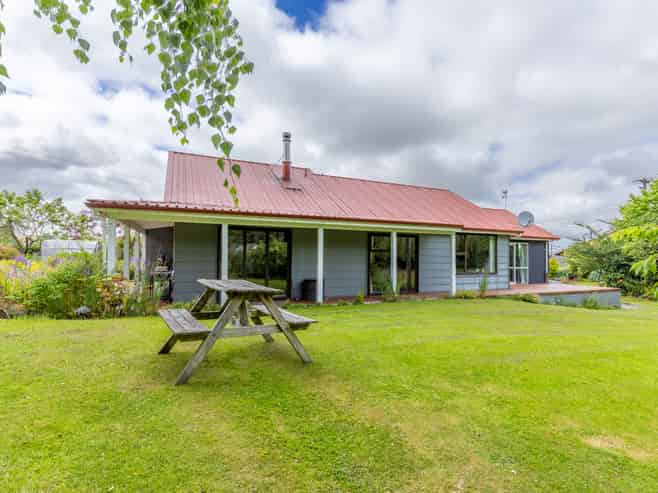 39 Hill Road, Lumsden