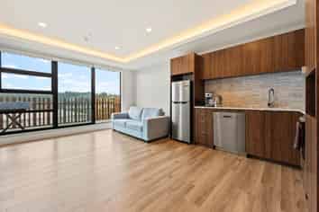 506/26 Library Lane, Albany
