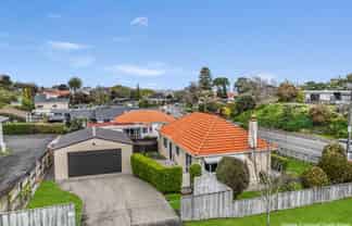 66 Great North Road, Saint Johns Hill