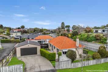 66 Great North Road, Saint Johns Hill