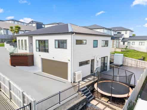 23 Takurua Terrace, Orewa