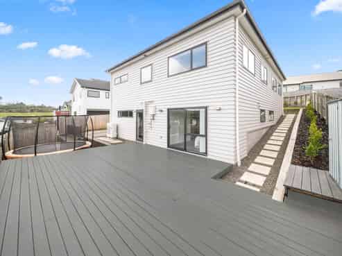 23 Takurua Terrace, Orewa