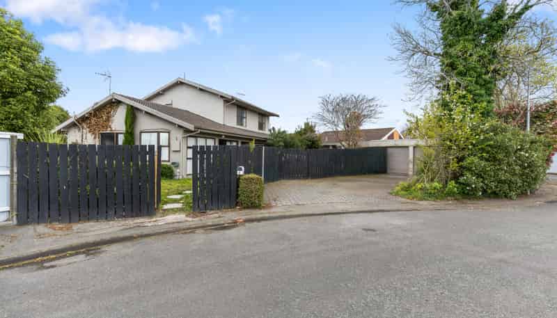1 Sycamore Lane, Sockburn