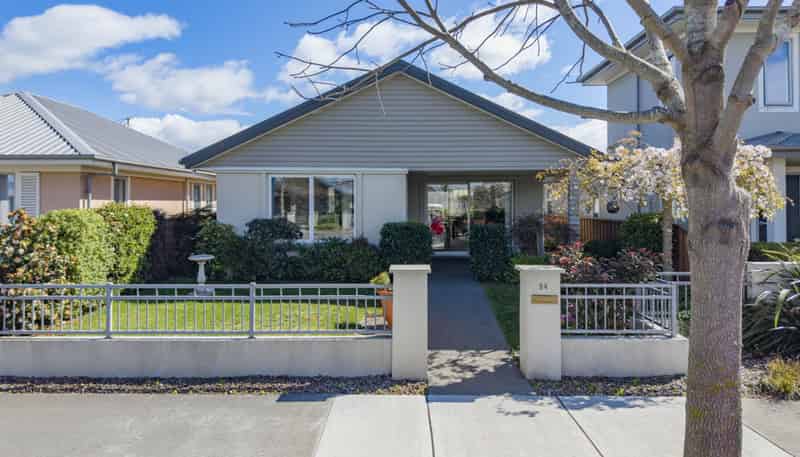 84 Pegasus Boulevard, Pegasus
