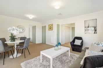 1/114 Trafalgar Street, Onehunga