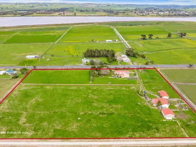 5802 State Highway 12, Arapohue