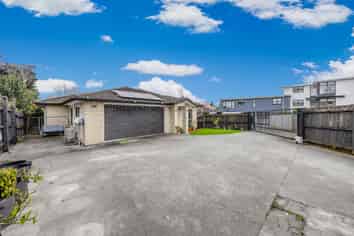 205B Buckland Road, Mangere East