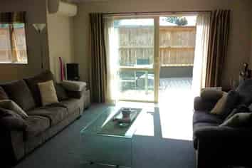 2 Gary John Lane, Dinsdale
