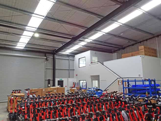 Well-Appointed Industrial Unit with 5 Parks