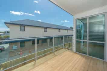 4/25 Jones Crescent , Hamilton Central