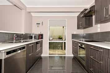44B Lilburn Crescent , Massey
