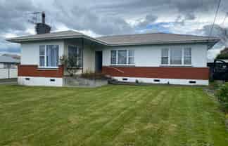 13 Wavell Crescent, Lansdowne